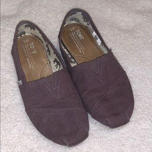 Woman’s Toms
